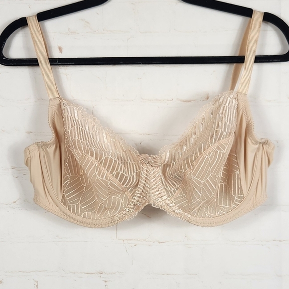 Wacoal La Femme Full Figure Underwire Semi Sheer Bra in Naturally Nude US 38D - Picture 2 of 14
